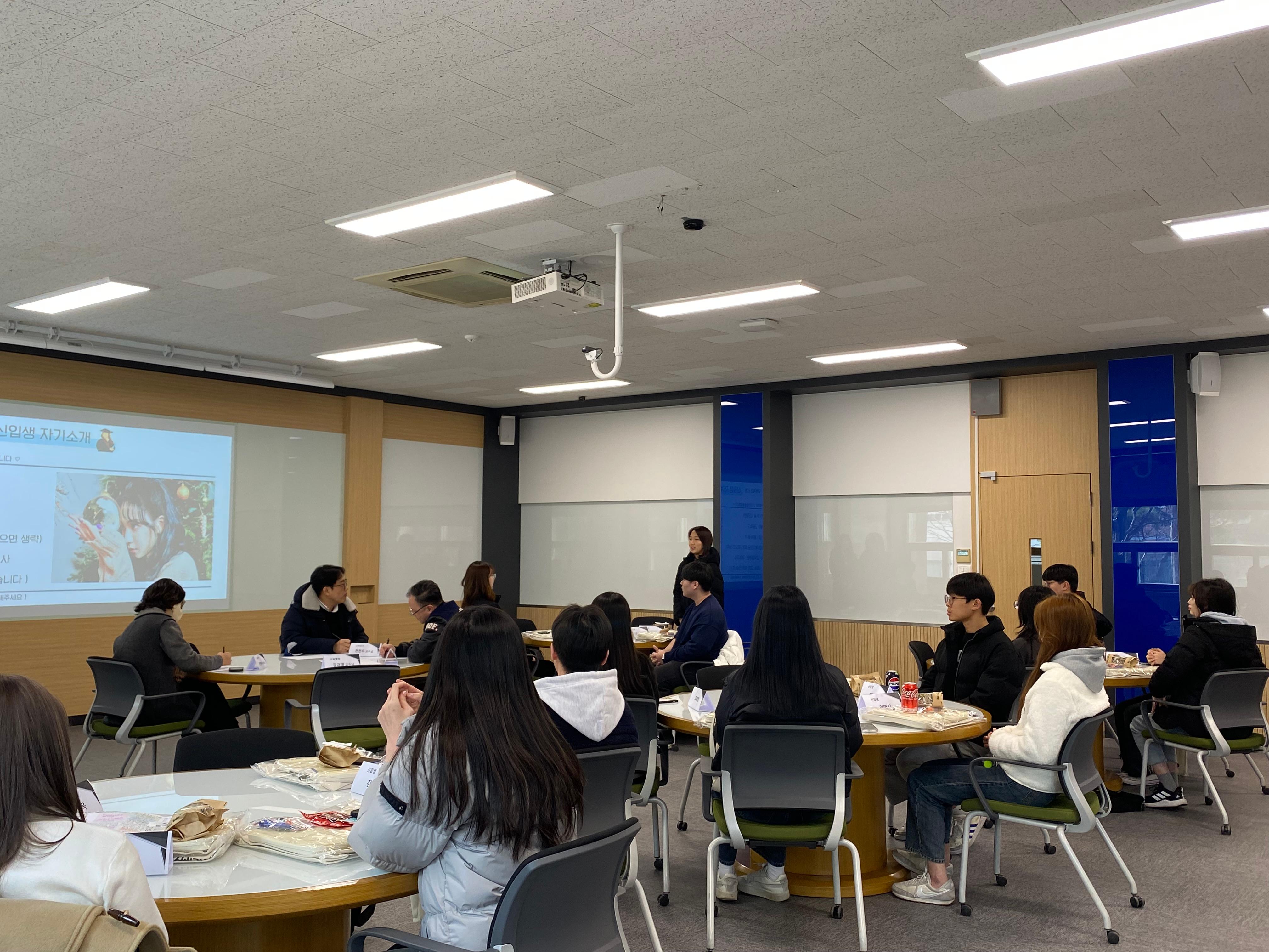 신입생 오리엔테이션(2).jpg 첨부 이미지